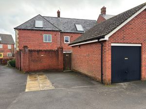 Garage & Parking- click for photo gallery